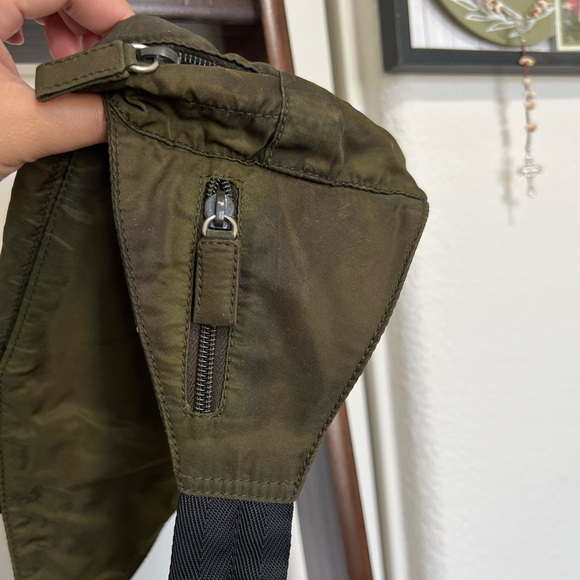 AUTHENTIC PRADA Nylon Bum Bag in Olive/Army Green - Picture 8 of 16